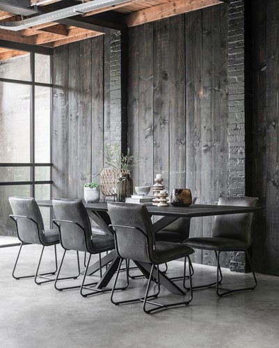 Dining table Curves black + Side chair Delaware_sfeer