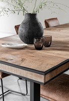 Dining table detail_1