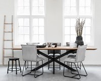 Curves dining table-ML 748612 Cloud_Sfeer 1