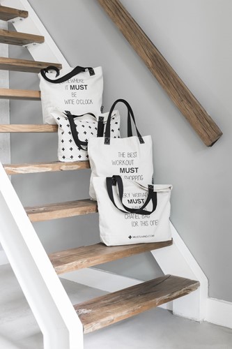 ML Sfeer Must Living Shoppers