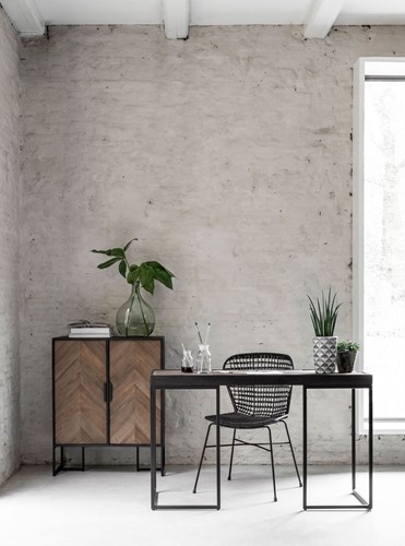 CC 206400 Dresser No.1 + CC 206880 Writing desk + ML 246717 Side chair Bahamas Loom_Sfeer 3