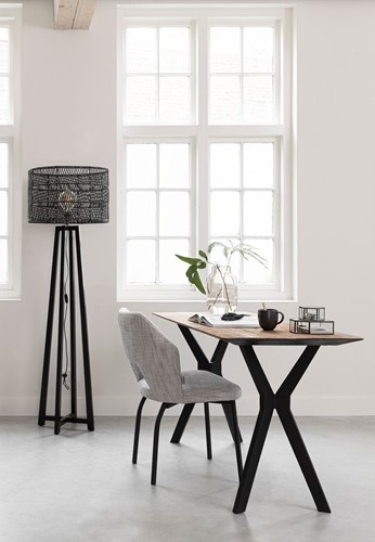 MP 204725 Writing desk Metropole - ML 521924 Floor lamp Es Canar_Sfeer