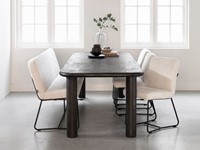 SC 180744 Dining table Clio - ML 750093 Bench Zola - ML 750053 Side chair Zola_Sfeer 2B