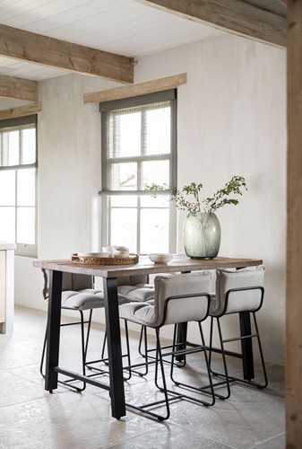 TC 320746 Counter table Timber - ML 748842 Counter chair Cloud_Sfeer