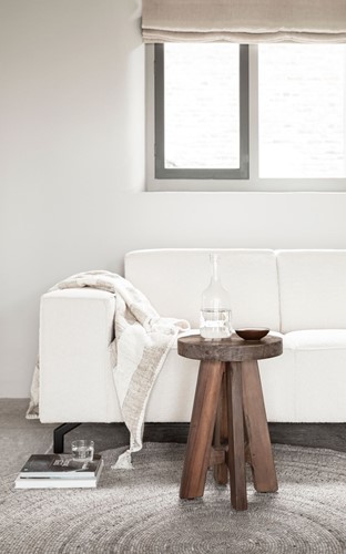 TC 320814 Stool Timber - ML 586200 Sofa Sky_Sfeer 1