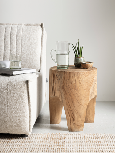 ML 470611 Ruby side table_sf1