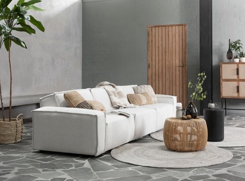 ML Rally 4-seater-ML 252530 Lucca coffee table-ML Sterling carpet_sf1