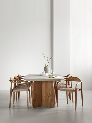 NO 912046 Nova dining table - ML 260802 Santiago dining chair_sf2A